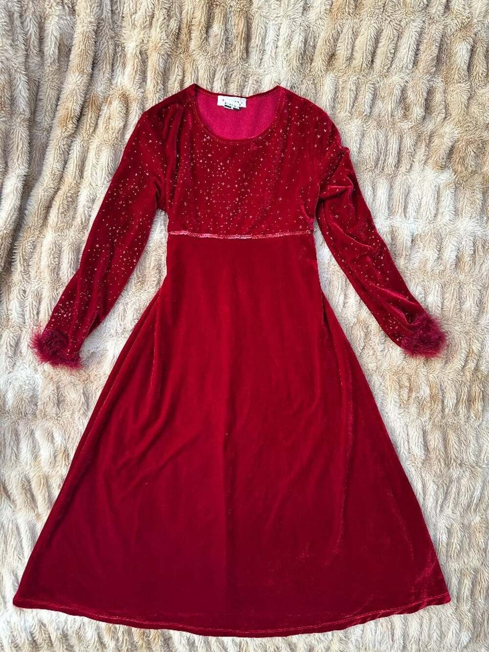 Amy Byer Girls 10 Red Velvet Sparkle Dress Marabou Feather Cuffs Holiday Party